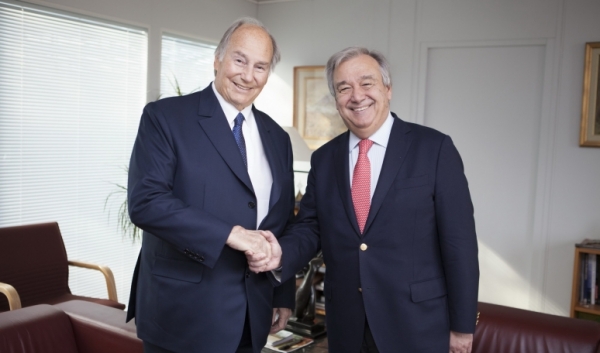 His Highness the Aga Khan meets with UNHCR Antonio Guterres at UNHCR Headquarters.  UNHCR / Susan Hopper   2017-10-18